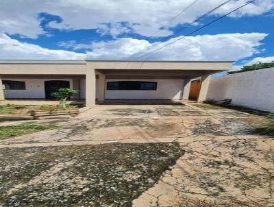 Casas 3 e 4 Quartos para Venda, em Vrzea Grande, bairro Construmat, 3 dormitrios, 2 banheiros, 1 sute, 3 vagas