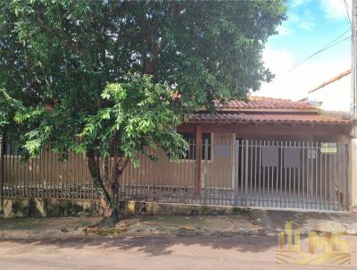 Casa para Venda, em Santa Cruz do Rio Pardo, bairro Vila Nova Sidria, 3 dormitrios, 1 banheiro, 1 sute, 2 vagas