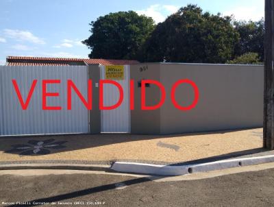 Casa para Venda, em Rio Claro, bairro Ajapi, 3 dormitrios, 2 banheiros, 1 sute, 1 vaga