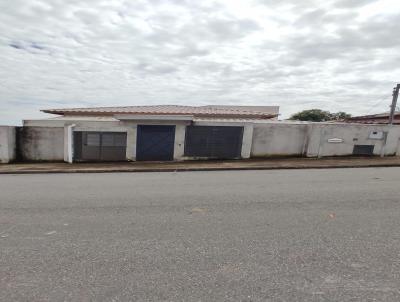 Casa para Venda, em Monte Sio, bairro Mococa, 5 dormitrios, 1 banheiro, 5 sutes, 2 vagas