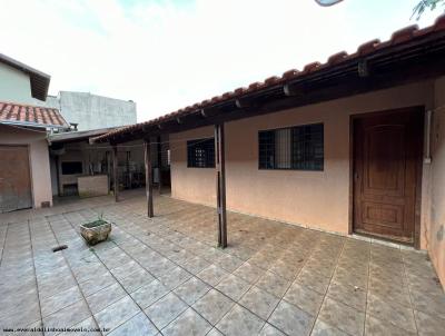 Casa para Venda, em Cornlio Procpio, bairro Jardim Prola, 3 dormitrios, 1 banheiro, 1 vaga