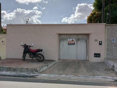 Casa para Venda, em Arapiraca, bairro Alto do Cruzeiro, 3 dormitórios, 2 banheiros, 1 suíte, 1 vaga