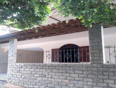 Casa para Venda, em Cataguases, bairro Thom, 3 dormitrios, 1 banheiro