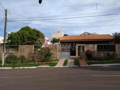 Casa para Venda, em Umuarama, bairro Parque Cidade Jardim, 3 dormitrios, 3 banheiros, 1 sute