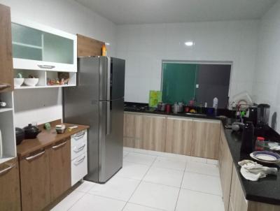 Casa para Venda, em Uberlndia, bairro Jardim Braslia, 3 dormitrios, 1 banheiro, 1 sute, 2 vagas