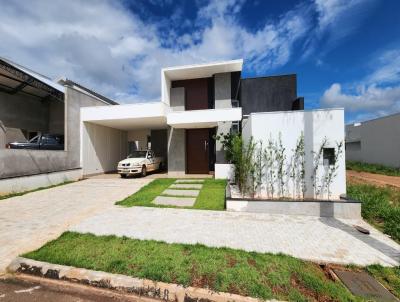 Casa para Venda, em Cianorte, bairro Condomnio Res. Cinturo Verde, 1 banheiro, 3 sutes, 2 vagas