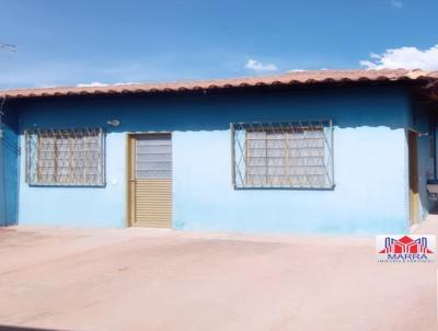 Casa para Venda, em Montes Claros, bairro BAIRRO NOVA SUIA!, 2 dormitrios, 1 banheiro, 6 vagas