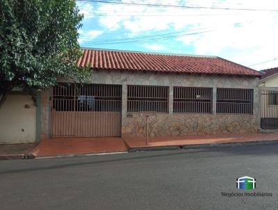 Casa para Venda, em Chavantes, bairro Rua Walter Brandi. Orlando Quagliato, 3 dormitrios, 1 banheiro, 2 vagas