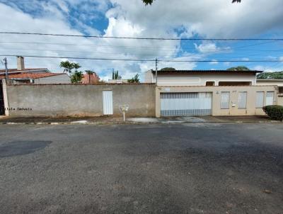 Casa para Venda, em Alfenas, bairro Jardim Aeroporto, 3 dormitrios, 1 banheiro, 1 sute, 2 vagas