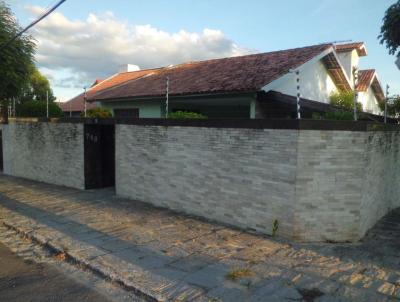 Casa para Venda, em Campina Grande, bairro Alto Branco, 4 dormitórios, 1 banheiro, 4 suítes, 3 vagas