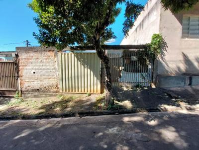 Casa para Venda, em Alfenas, bairro Jardim Primavera, 2 dormitrios, 1 banheiro, 1 sute, 2 vagas