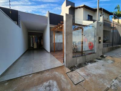 Casa para Venda, em Paranava, bairro Centro, 3 dormitrios, 2 banheiros, 1 sute, 2 vagas