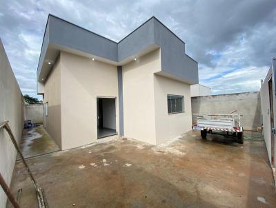 Casa para Venda, em Patos de Minas, bairro SORRISO, 3 dormitrios, 1 banheiro, 1 sute, 2 vagas