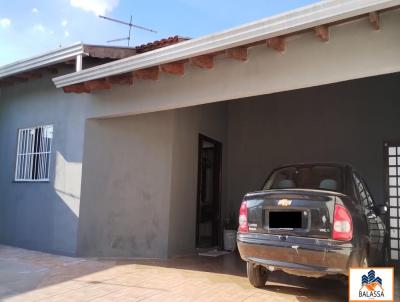 Casa para Venda, em Londrina, bairro Jardim do Leste, 3 dormitrios, 2 banheiros, 1 sute, 4 vagas