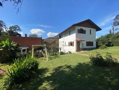 Casa para Venda, em Terespolis, bairro Golfe, 4 dormitrios, 3 banheiros, 1 sute, 2 vagas