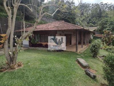 Casa para Venda, em Petrpolis, bairro Itaipava, 2 dormitrios, 3 banheiros, 1 sute, 3 vagas