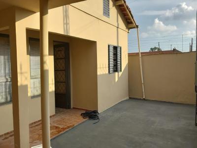 Casa para Locao, em Ibat, bairro Jardim Icara, 3 dormitrios, 1 banheiro, 2 vagas