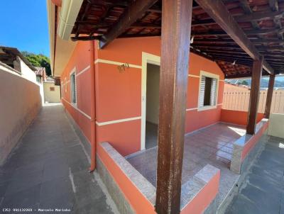 Casa para Locação, em Itamonte, bairro Vila Nova, 3 dormitórios, 1 banheiro, 2 vagas