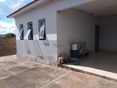 Casa para Venda, em Bofete, bairro Alpes da Castelo, 3 dormitrios, 1 banheiro, 2 vagas