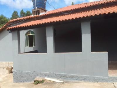 Casa para Locao, em Catas Altas, bairro Santa Quitria, 3 dormitrios, 2 banheiros, 2 vagas