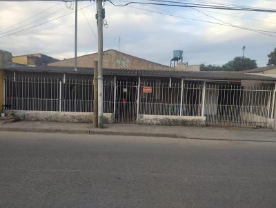 Casa para Venda, em Pelotas, bairro Bairro Três Vendas, 2 dormitórios, 2 banheiros, 2 vagas