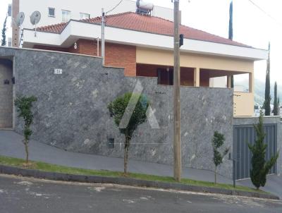 Casa para Venda, em Poos de Caldas, bairro Jardim Carolina