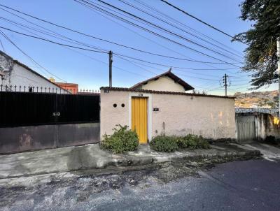 Casa para Venda, em Belo Horizonte, bairro Glria, 2 dormitrios, 1 banheiro, 6 vagas