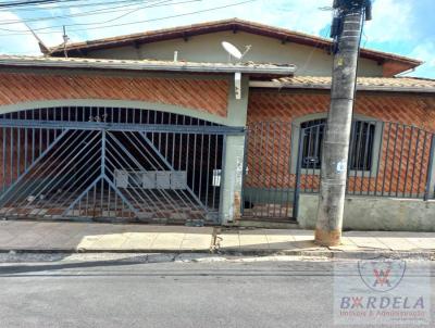 Casa para Venda, em Extrema, bairro LOTEAMENTO JARDIM DO BOSQUE, 3 dormitrios, 1 banheiro, 1 sute, 2 vagas