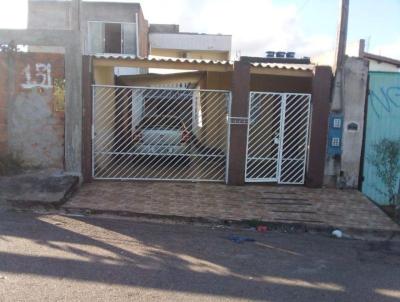 Casa para Venda, em Sorocaba, bairro Parque So Bento, 2 dormitrios, 2 banheiros, 1 sute, 3 vagas