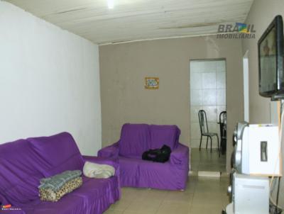 Casa para Venda, em Braslia, bairro Santa Maria, 2 dormitrios, 2 banheiros, 3 vagas