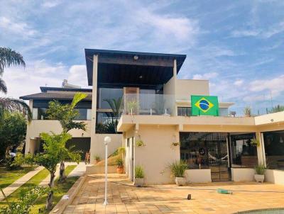 Casa para Venda, em Poos de Caldas, bairro Residencial e Industrial Campo Alegre