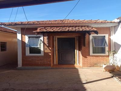 Casa para Locao, em Presidente Venceslau, bairro Centro, 1 dormitrio, 1 banheiro