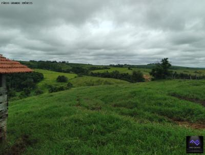 Stio para Venda, em Tiet, bairro RIBEIRO FUNDO I, 2 dormitrios, 1 banheiro, 4 vagas