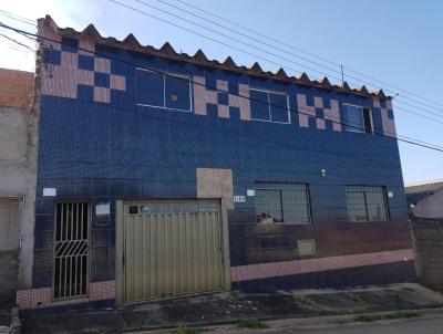 Casa para Venda, em Alfenas, bairro Conjunto Habitacional Francelino Pereira dos Santos (Pinheirinho), 6 dormitrios, 6 banheiros, 6 sutes, 3 vagas