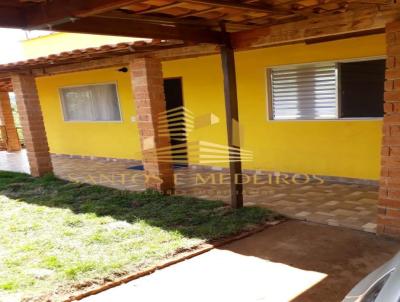 Chcara para Venda, em Pouso Alegre, bairro Solar do Quita, 3 dormitrios, 2 banheiros, 1 vaga