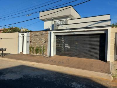 Casa para Venda, em Caldas Novas, bairro Bandeirante, 3 dormitrios, 1 banheiro, 3 sutes, 3 vagas