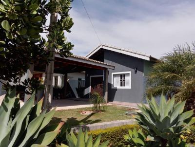 Casa em Condomnio para Locao, em Atibaia, bairro Condomnio Atibaia Park I, 3 dormitrios, 3 banheiros, 1 sute, 4 vagas