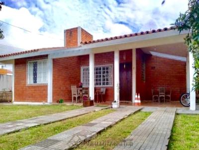 Casa para Venda, em Florianpolis, bairro Canasvieiras, 3 dormitrios, 1 banheiro, 1 sute, 2 vagas