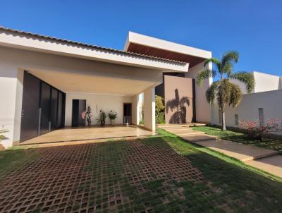 Casa para Venda, em Tangar da Serra, bairro JD FLORIZA, 4 sutes, 4 vagas