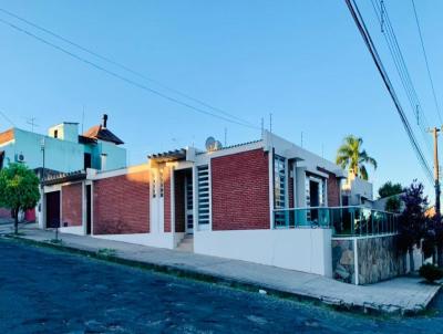 Casa para Venda, em Santana do Livramento, bairro Centro, 3 dormitórios, 3 banheiros, 2 vagas