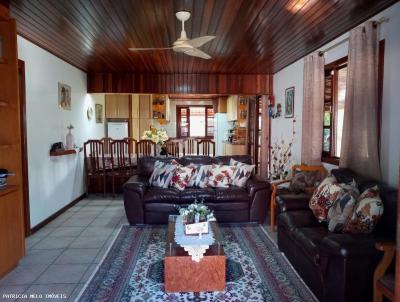 Casa para Venda, em Saquarema, bairro Jacon, 4 dormitrios, 3 banheiros, 1 sute, 4 vagas