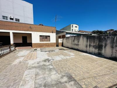 Casa para Venda, em Cotia, bairro Centro, 3 dormitórios, 2 banheiros, 6 vagas