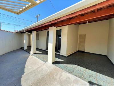 Casa para Loca��o, em Mococa, bairro Conjunto Habitacional Jacinto Pisani, 3 dormit�rios, 1 banheiro, 1 vaga
