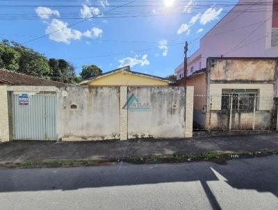 Casa para Venda, em Campo Belo, bairro Vila Misseno Silvrio de Almeida, 3 dormitrios, 1 banheiro, 1 vaga