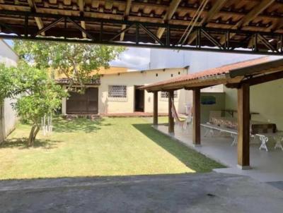 Casa para Venda, em Ubatuba, bairro Centro, 4 dormitrios, 2 banheiros, 5 vagas