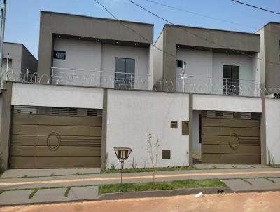 Casa para Venda, em Goinia, bairro Setor Trs Marias, 3 dormitrios, 4 banheiros, 3 sutes, 2 vagas