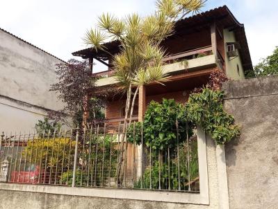 Casa para Venda, em So Gonalo, bairro Rio do Ouro, 3 dormitrios, 3 banheiros, 1 sute, 2 vagas