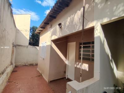 Edcula para Locao, em Ourinhos, bairro Centro, 1 dormitrio, 1 banheiro