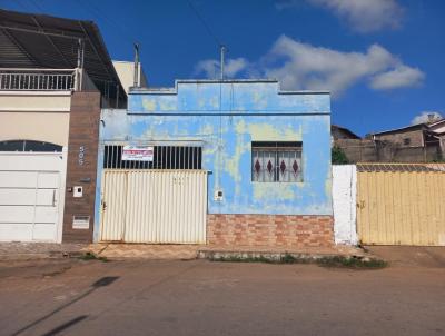 Casa para Venda, em Santo Antnio do Amparo, bairro Rosrio, 3 dormitrios, 1 banheiro, 1 vaga