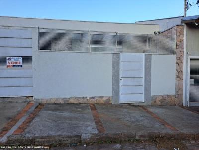 Casa para Venda, em Itapetininga, bairro Vila Rosa, 3 dormitrios, 1 banheiro, 1 sute, 4 vagas